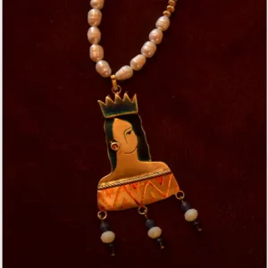 Sora Queen Necklace